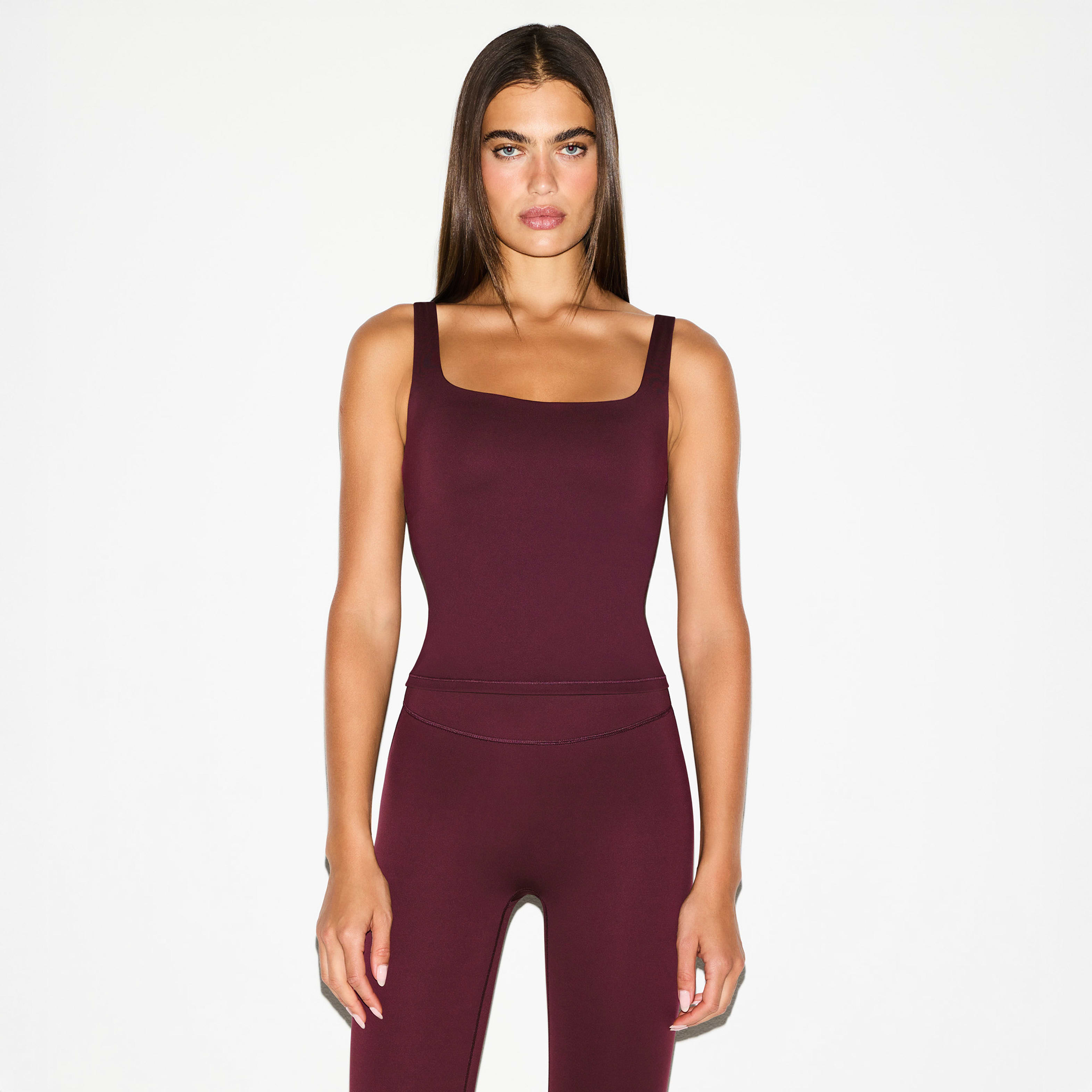 NikeSKIMS Matte Women's Square-Neck Tank | The Summit
